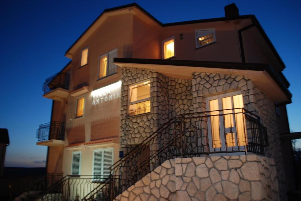 Apartments Villa Antonia Ядраново Экстерьер фото